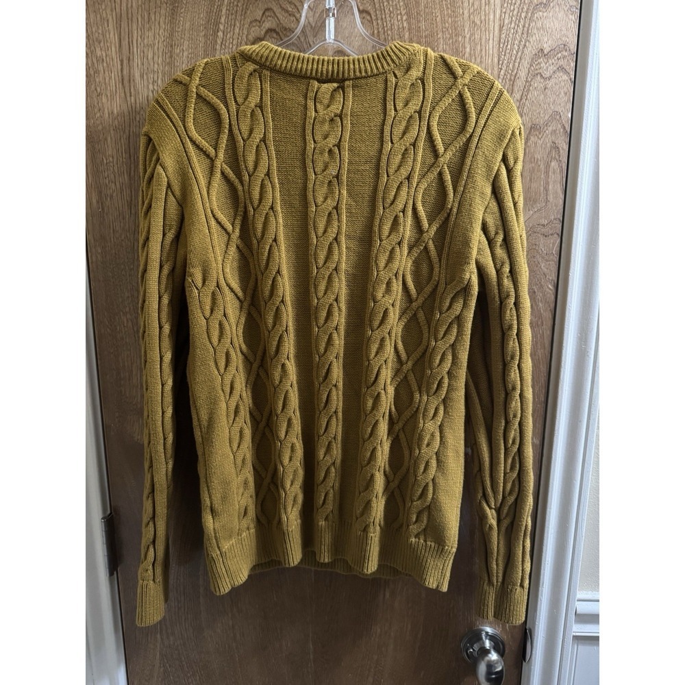 DISNEY Donald Duck Cable Knit Sweater Gold Yellow Size M Braided Fabric Soft - Picture 8 of 8